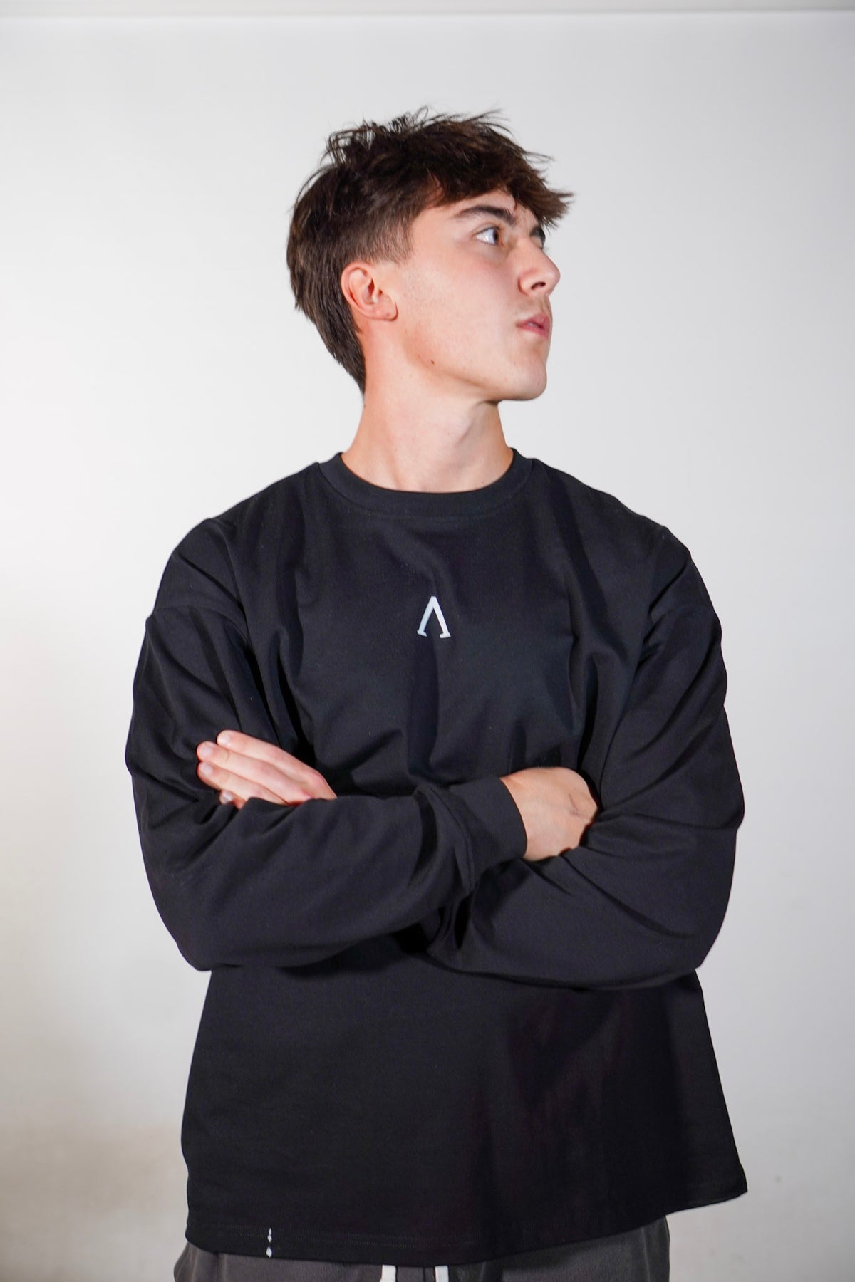 Athantos Owl Crewneck